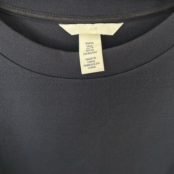 H&M Top - Picture 5 of 14